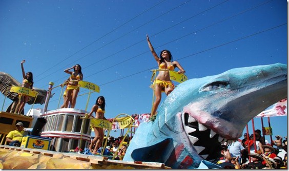 BARRcarnavalchicasaguila