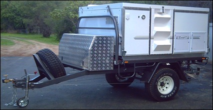 Trayoncamperontrailer
