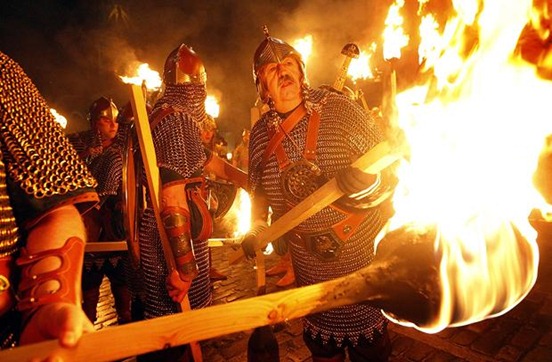 hogmenay-bonfire