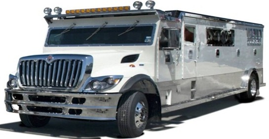 armored-limo-vault-xxl-668-x-400
