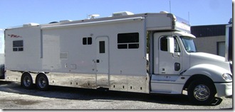 Haulmark-Motorcoach 2006 32'-