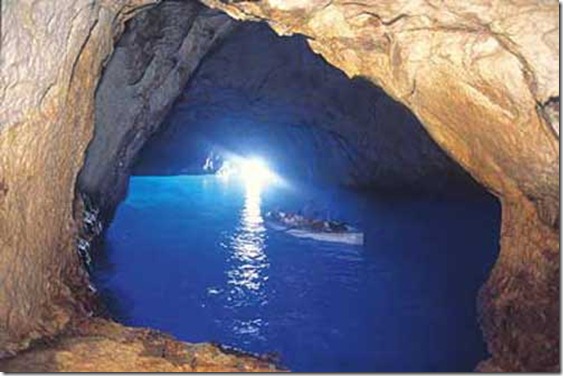 capri_gruta-azul