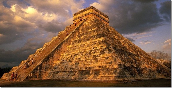 PIRAMIDE DE KUKULKÁN