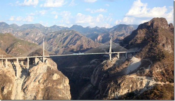 PUENTE BALUARTE BICENTENARIO