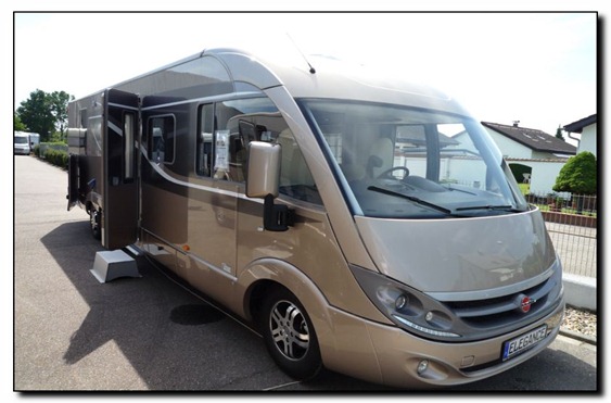 burstner-elegance-i-900-fr
