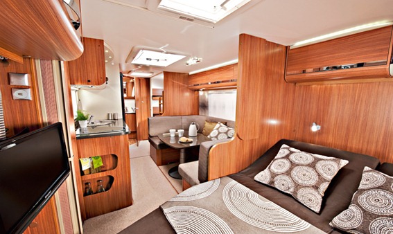 ADORA_563PT_interior_