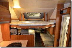 Knaus Sky Wave 650 MF)