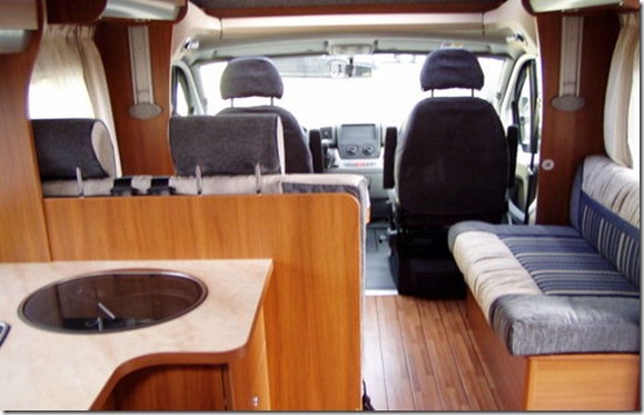 Knaus_Sky-Wave_650-MF-Modell-2011
