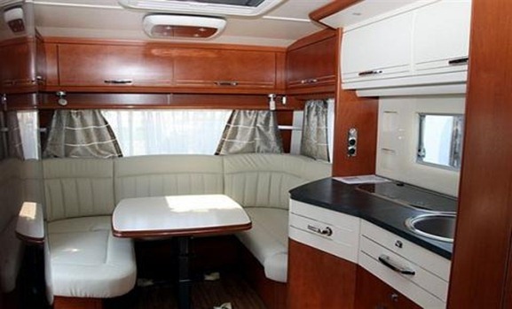 Tabbert Puccini 580 E 'camas largas'  2011  356.950 SEK grupo-sofá