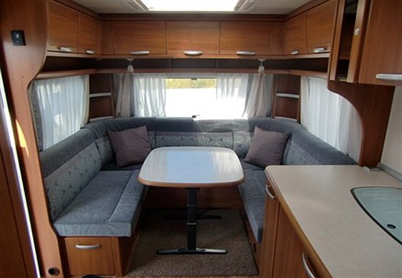 W S 530 UE.---
