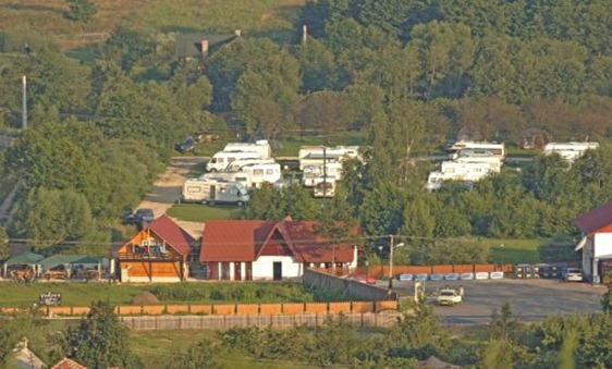 vampire-camping bran rumania