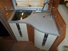 Carthago Chic T-PLUS 4,8 H 3,0 2011  979.400 kr