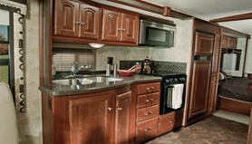 Winnebago Sightseer 30A----)