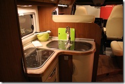 Bürstner Aero Van T700)