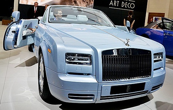 Rolls-Royce-Phantom-Drophead-Coupe