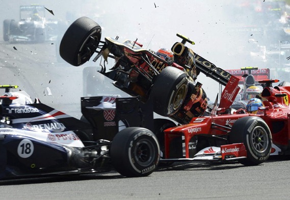 grosjean vuela sobre alonso
