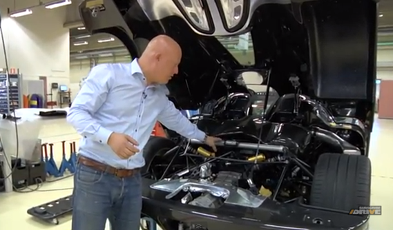 inside_koenigsegg_2
