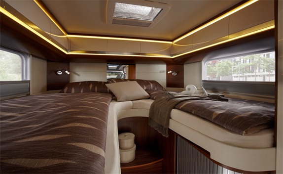 H br_premiumvan_mood_v06