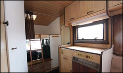 mitsubishi_Hymer_L_300--