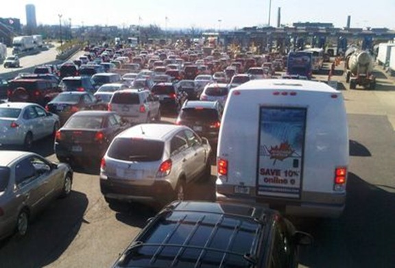 Canada-US border crossing in Buffalo, NY