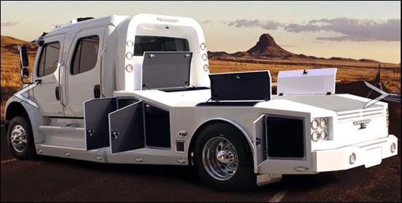 Freightliner_M2_106_Scottsdale_Edition