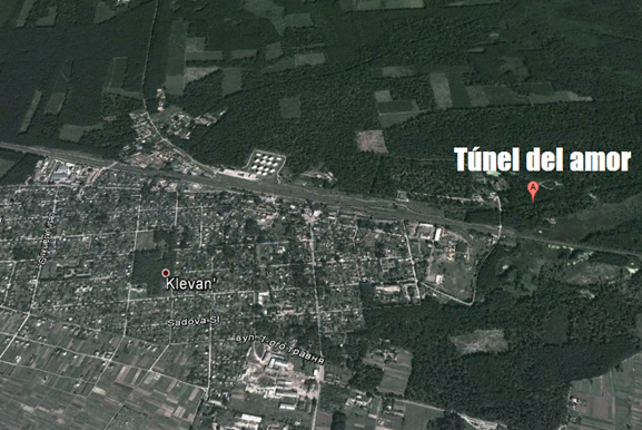 Klevan_-_tunel_del_Amor_-_Coordinadas_50.750726,26.045555