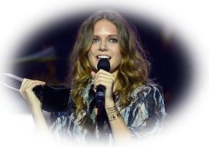 TOVE LO.jpg-